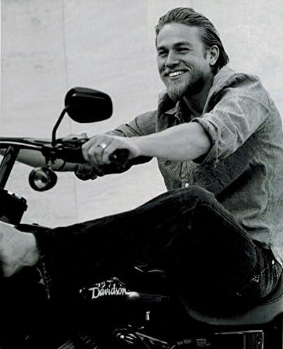 Anarşinin Oğulları Charlie Hunnam Jackson Jax Veznedarı olarak Son Yolculuk için Harley Davidson'a Oturdu 8 x 10 Fotoğraf